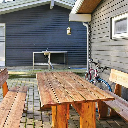 2 Bedroom Amazing In Ferienhaus